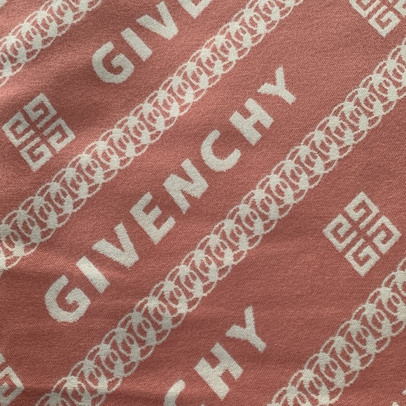 ❤️🔥❤️ GIVENCHY AUTHENTIC DOUBLE SIDED 100% WOOL LARGE SCARF ❤️🔥❤️ - Picture 7 of 8